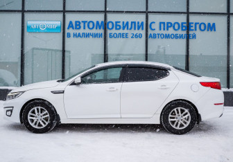 Подержанный автомобиль Kia Optima Sedan 2014 года (3 фото)