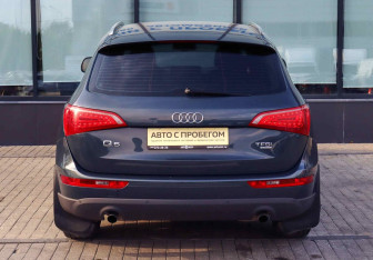 Подержанный автомобиль Audi Q5 2011 года (4 фото)