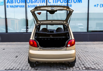 Подержанный автомобиль Daewoo Matiz 2008 года (18 фото)