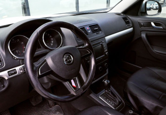 Подержанный автомобиль Skoda Yeti 2014 года (13 фото)
