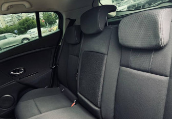 Подержанный автомобиль Renault Megane Hatchback 2011 года (16 фото)