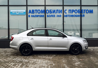 Подержанный автомобиль Skoda Rapid Liftback 2017 года (6 фото)