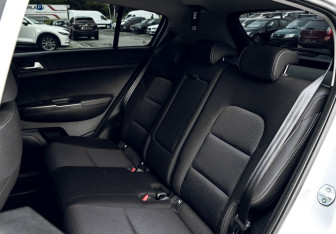 Подержанный автомобиль Kia Sportage 2019 года (17 фото)