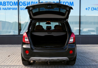 Подержанный автомобиль Opel Antara 2013 года (21 фото)