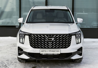Подержанный автомобиль GAC GS8 2023 года (8 фото)