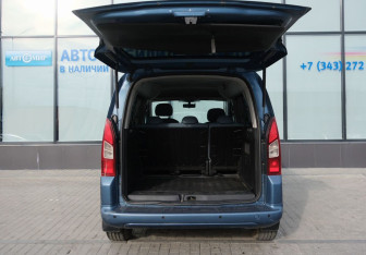 Подержанный автомобиль Citroen Berlingo 2013 года (18 фото)