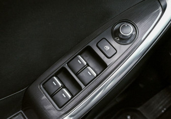 Подержанный автомобиль Mazda CX-5 2017 года (17 фото)