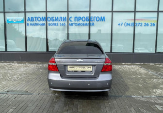 Подержанный автомобиль Chevrolet Aveo Sedan 2007 года (4 фото)