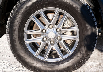 Подержанный автомобиль Toyota Fortuner 2020 года (20 фото)