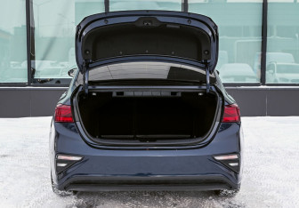 Подержанный автомобиль Kia Cerato Sedan 2021 года (20 фото)