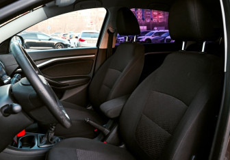 Подержанный автомобиль LADA (ВАЗ) Vesta Wagon 2018 года (16 фото)