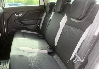 Подержанный автомобиль LADA (ВАЗ) XRAY 2016 года (14 фото)