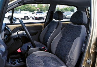 Подержанный автомобиль Daewoo Matiz 2008 года (10 фото)