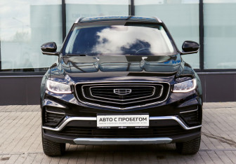 Подержанный автомобиль Geely Atlas Pro 2022 года (8 фото)