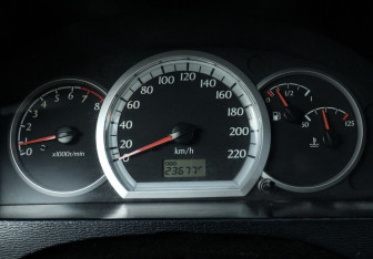 Подержанный автомобиль Chevrolet Lacetti Sedan 2006 года (14 фото)