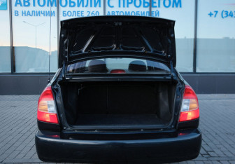 Подержанный автомобиль Hyundai Accent Sedan 2008 года (15 фото)