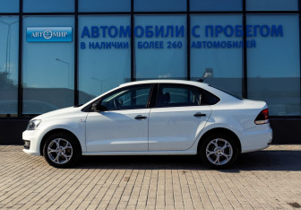 Подержанный автомобиль Volkswagen Polo Sedan 2019 года (2 фото)