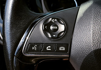 Подержанный автомобиль Mitsubishi Outlander 2020 года (14 фото)