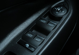 Подержанный автомобиль Ford Kuga 2014 года (11 фото)