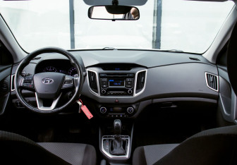 Подержанный автомобиль Hyundai Creta 2018 года (18 фото)