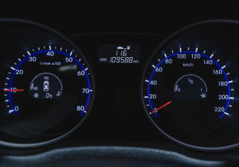 Подержанный автомобиль Hyundai ix35 2013 года (16 фото)