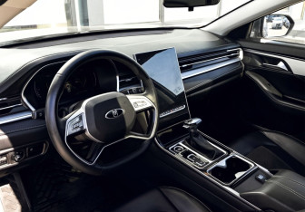 Подержанный автомобиль Москвич 6 2024 года (16 фото)