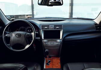 Подержанный автомобиль Toyota Camry Sedan 2011 года (17 фото)