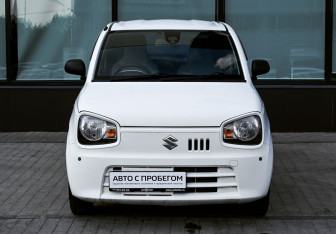 Подержанный автомобиль Suzuki Alto 2018 года (8 фото)
