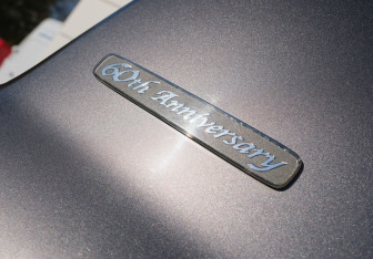 Подержанный автомобиль Toyota Land Cruiser Suv 2011 года (24 фото)