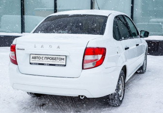 Подержанный автомобиль LADA (ВАЗ) Granta Liftback 2018 года (5 фото)