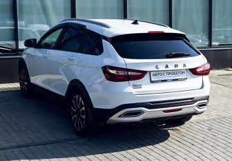 Подержанный автомобиль LADA (ВАЗ) Vesta Wagon 2024 года (3 фото)