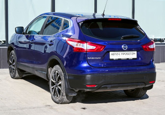 Подержанный автомобиль Nissan Qashqai 2014 года (3 фото)