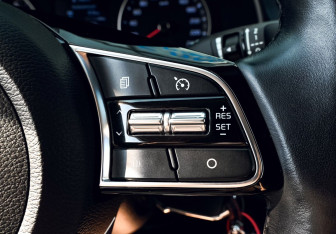 Подержанный автомобиль Kia Cerato Sedan 2020 года (13 фото)