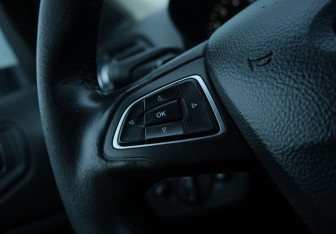 Подержанный автомобиль Ford Kuga 2017 года (13 фото)