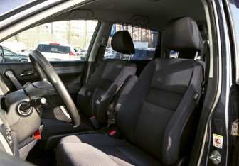 Подержанный автомобиль Honda CR-V 2008 года (17 фото)