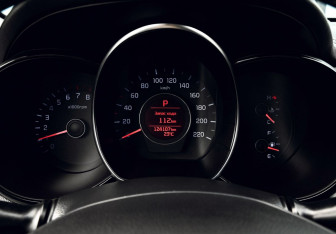 Подержанный автомобиль Kia Rio Sedan 2016 года (11 фото)