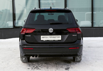 Подержанный автомобиль Volkswagen Tiguan 2018 года (4 фото)