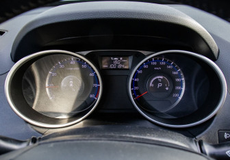 Подержанный автомобиль Hyundai ix35 2014 года (9 фото)