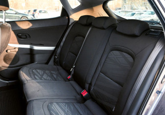 Подержанный автомобиль Kia Ceed Hatchback 2012 года (20 фото)