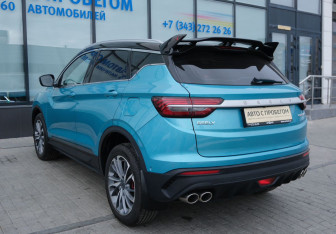 Подержанный автомобиль Geely Coolray 2023 года (3 фото)