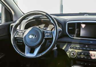 Подержанный автомобиль Kia Sportage 2018 года (16 фото)