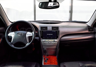 Подержанный автомобиль Toyota Camry Sedan 2008 года (19 фото)