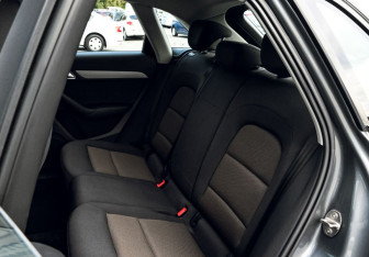 Подержанный автомобиль Audi Q3 2014 года (18 фото)