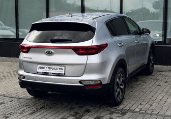 Подержанный автомобиль Kia Sportage 2019 года (5 фото)
