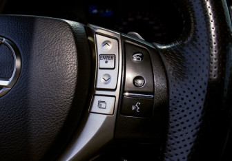 Подержанный автомобиль Lexus RX 2012 года (12 фото)