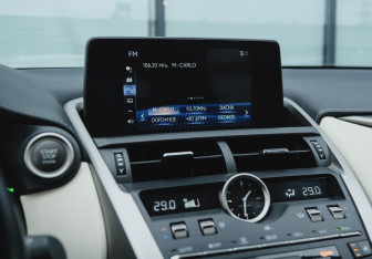 Подержанный автомобиль Lexus NX 2019 года (12 фото)