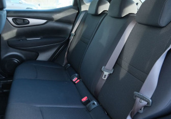 Подержанный автомобиль Nissan Qashqai 2014 года (18 фото)