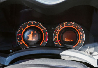 Подержанный автомобиль Toyota Auris Hatchback 2009 года (9 фото)