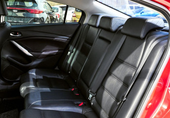 Подержанный автомобиль Mazda 6 Sedan 2015 года (18 фото)