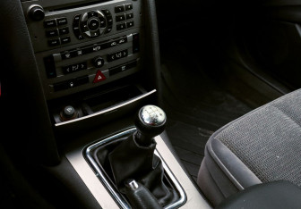 Подержанный автомобиль Peugeot 407 Sedan 2006 года (9 фото)